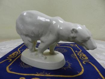 Soška ledního medvěda - Moldenhauer, Březová Soška ledního medvěda - Moldenhauer, Březová