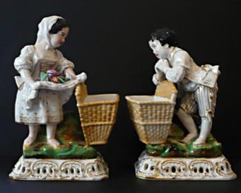 Rokokový pár s nůšemi - Fontainebleau Rokokový pár s nůšemi - Fontainebleau