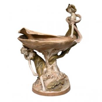 Royal dux - Secesní figurální žardiniéra Royal dux - Secesní figurální žardiniéra