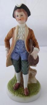 Ručně malovaná soška hudebníka s mandolínou Ručně malovaná soška hudebníka s mandolínou