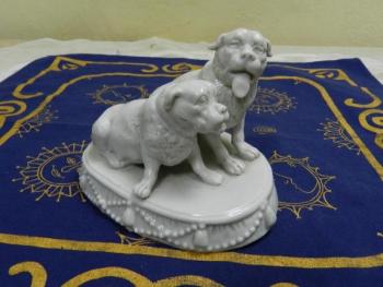 Porcelánová soška, psi Porcelánová soška, psi