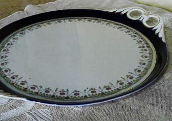 Kobaltový zlacený dortový tác Kobaltový zlacený dortový tác